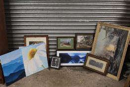 A COLLECTION OF ASSORTED PRINTS TO INCLUDE ROYAL RELATED EXAMPLE, MODERN CANVAS ETC. (12)