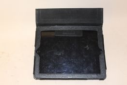 AN APPLE 16GB IPAD A/F