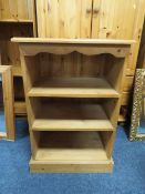 A SMALL HONEY PINE OPEN BOOKCASE H-82 W-55 CM