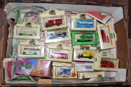 A TRAY OF BOXED LLEDO TOY CARS