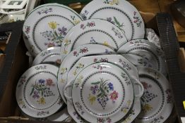 A BOX OF SPODE 'SUMMER' PLATES