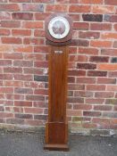 A VINTAGE WALNUT GRAND DAUGHTER CLOCK H-139 CM