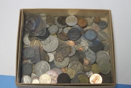 A COLLECTION OF BRITISH AND WORLD COINS