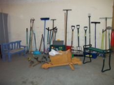 A LARGE SELECTION OF GARDEN TOOLS