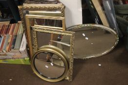 A QUANTITY OF ASSORTED MIRRORS TO INCLUDE AN OVAL FLORAL EXAMPLE 65 X 41 CM