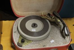 A VINTAGE FIDELITY RECORD PLAYER