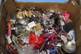 A TRAY OF COSTUME JEWELLERY