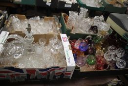 FOUR TRAYS OF GLASSWARE TO INCLUDE CUT GLASS, COLOURED GLASS ETC. (TRAYS NOT INCLUDED)