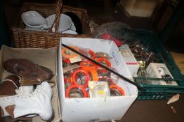 A QUANTITY OF CERAMICS AND GLASS TOGETHER WITH TWO PAIRS OF VINTAGE ICE SKATES