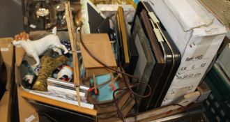 A TRAY OF CERAMICS, FRAMES ETC. TO INCLUDE A BESWICK JACK RUSSELL A/F (TRAY NOT INCLUDED)