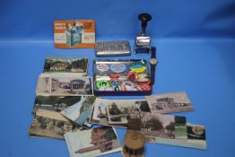A QUANTITY OF COLLECTABLES TO INCLUDE POSTCARDS, GREEN SHIELD STAMPS, PIN BADGES ETC.