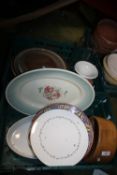 A QUANTITY OF KITCHENALIA, POTS ETC.