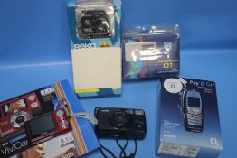 A COLLECTION OF CAMERAS TO INCLUDE A VIVICAM 8225, A HALINA VISION ETC. TOGETHER WITH A NOKIA