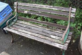 A GARDEN BENCH WITH CAST LEGS L-122CM - AS FOUND