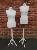 A PAIR OF MODERN FEMALE MANNEQUINS ON STANDS