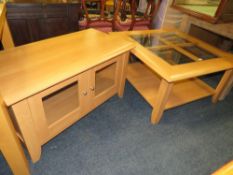 A MODERN GLASS TOPPED COFFEE TABLE H-50 W-95 CM WITH A MODERN TV CABINET (2)