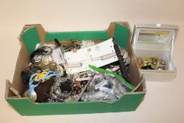 A TRAY OF COSTUME JEWELLERY