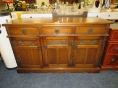 AN 'OLD CHARM' OAK SIDEBOARD W-134 CM - ONE HANDLE MISSING