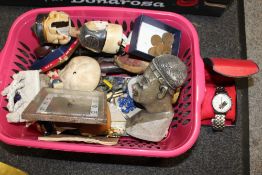 A BOX OF COLLECTABLES TO INCLUDE CLOCKS, BOXED WRISTWATCH ETC