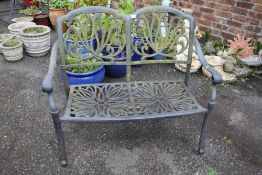 A METAL GARDEN BENCH L-112 CM