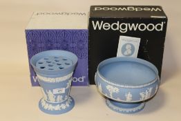 A BOXED WEDGWOOD JASPERWARE IMPERIAL FOOTED BOWL TOGETHER WITH A BOXED WEDGWOOD JASPERWARE TRUMPET