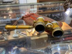 A GOOD QUALITY PAIR OF LATE 19TH CENTURY FRENCH YELLOW ENAMEL OPERA GLASSES, with mother o