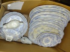 A LARGE BOX OF BLUE AND WHITE DINNERWARE TO INCLUDE ASIATIC PHEASANTS PATTERN CHINA