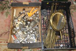 TWO TRAYS OF METALWARE TO INCLUDE BRASS STAIR RODS, FLATWARE ETC.