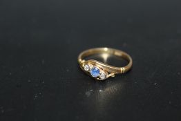 AN 18CT SAPPHIRE AND DIAMOND RING, approx weight 2.8g, ring size Q