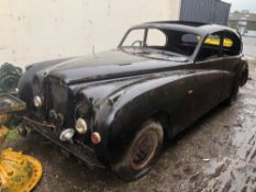A VINTAGE JAGUAR MARK VII FOR RESTORATION - WITH ENGINE, apart from the engine this is a shell