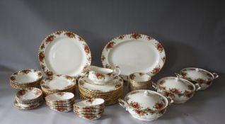 A SELECTION OF ROYAL ALBERT OLD COUNTRY ROSES FINE BONE CHINA DINNERWARE, comprising 12 dinner