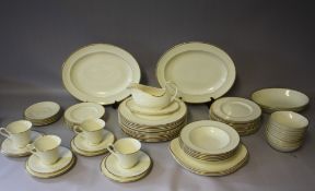 A LARGE COLLECTION OF ROYAL DOULTON ROMANCE COLLECTION 'HEATHER' PATTERN TEA AND DINNERWARE,