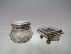 A HALLMARKED SILVER AND GUILLOCHE ENAMEL LIDDED POT BY MAPPIN & WEBB, Birmingham 1912, Dia 3.5 cm, H