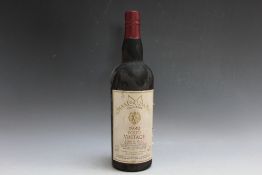 1 BOTTLE OF CHAMPALIMAUD QUINTA DO COTTO PORT 1982