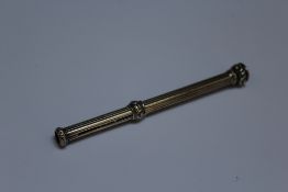 A SAMPSON MORDAN & CO WHITE METAL PROPELLING PENCIL, L 8.75 cm