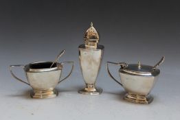 A HALLMARKED SILVER THREE PIECE CRUET SET BY ALBERT SYDENHAM - BIRMINGHAM 1991, together with two
