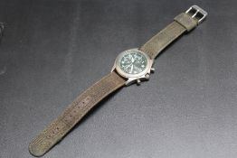 A SEIKO CHRONOGRAPH 200M DIVERS WATCH, Dia 4.25 cm