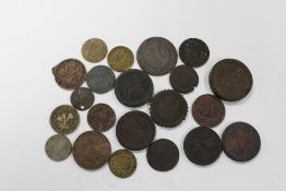 A COLLECTION OF ANTIQUE COINS AND TOKENS ETC. TO INCLUDE CARTWHEEL PENNIES