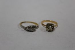 AN 18 CT GOLD ILLUSION SET THREE STONE DIAMOND RING, TOGETHER WITH AN UNMARKED HIGH GALLERY DESIGN