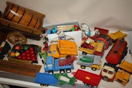 A COLLECTION OF VINTAGE TOYS TO INCLUDE DIE CAST MODEL CARS, THOMAS THE TANK ENGINE TRAINS, CHILD