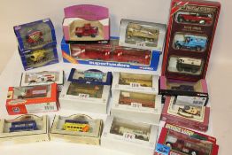 A TRAY OF BOXED DIE CAST MODEL TOY CARS AND VEHICLES TO INCLUDE CORGI, MATCHBOX, DAYS GONE BY