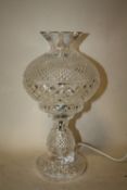 A WATERFORD CRYSTAL TABLE LAMP AND SHADE, OVERALL H 35 CM