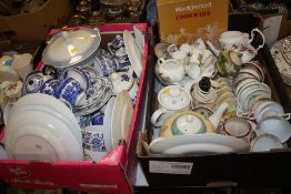 TWO TRAYS OF ASSORTED CHINA TO INCLUDE A TRAY OF BLUE AND WHITE CHINA, WEDGWOOD, ROYAL ALBERT ETC.