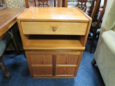 A RETRO TEAK NATHAN SIDE CABINET W-51 CM