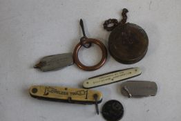 A SMALL COLLECTION OF ADVERTISING PENKNIVES, including 