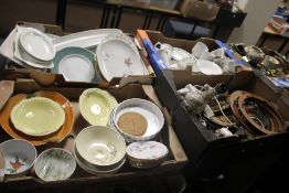 FOUR TRAYS OF ASSORTED CERAMICS AND SUNDRIES TO INCLUDE ROYAL DOULTON, AND A LLADRO STYLE LAMP (