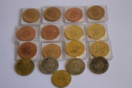 A COLLECTION OF EDWARD VIII REPLICA/FANTASY CROWN SIZE COINS, in bronze, golden alloy etc