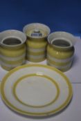 A SMALL COLLECTION OF YELLOW AND WHITE T. G. GREEN CORNISHWARE A/F (4)