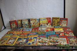 A COLLECTION OF 1930s, 1940S AND 1950S CHILDREN'S ANNUALS to include 'Bobby Bear's Annual' (23), '