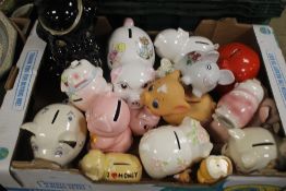 A QUANTITY OF PIGGY BANKS
